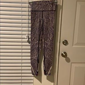 Lululemon leggings